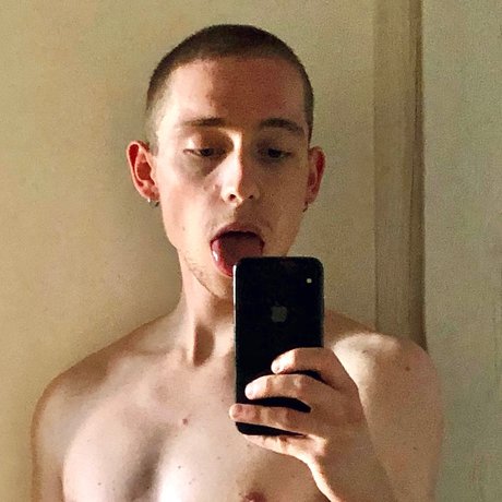 Kir model nude picture