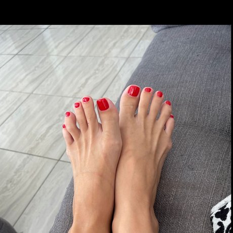 Gigi s Soles model hd pics