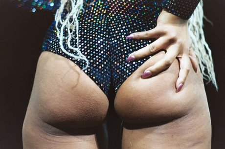 Petty Tendergrass_ beautiful star images