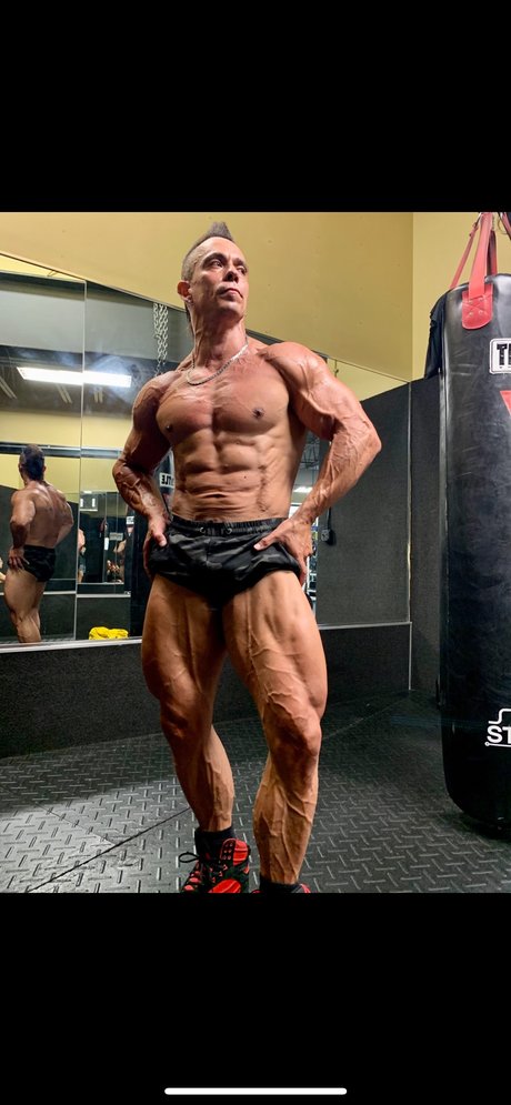 Fernando TheKing star nude img