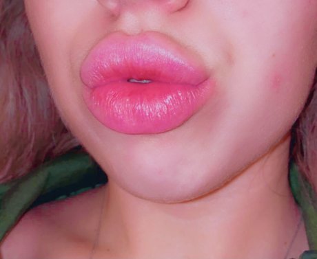 BigLips pornographic actress images