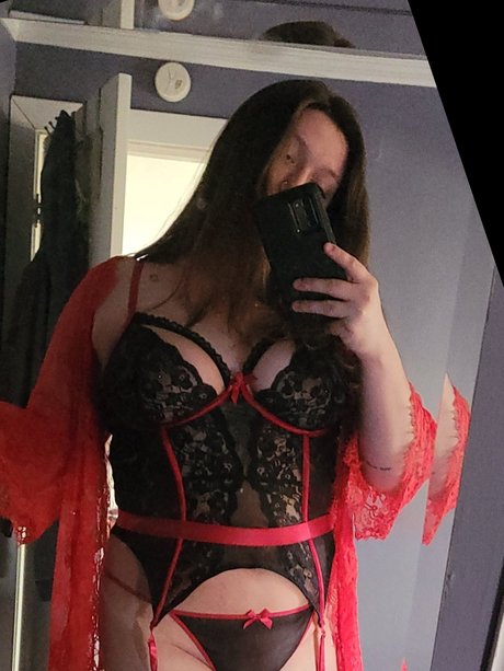 Lulu Lacy sex actress galleries