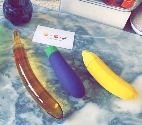 Tamsen Stone model nudes pics