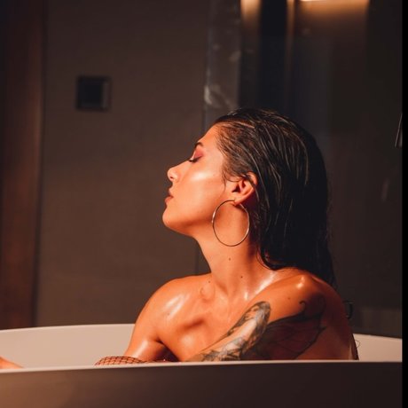 Claudia M Garcia hot pornstar img