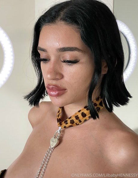 lilbabyalison nude model pics