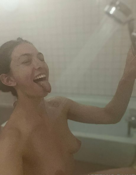 artemisdune pornstar perfect gallery