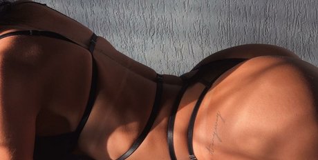 Samyra Pletikozie star high quality pictures