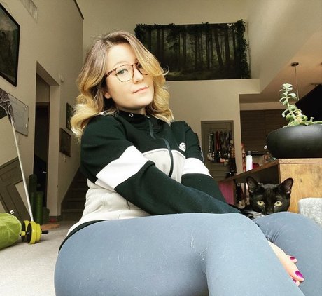 Fooya porn model img