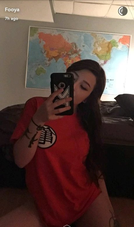 Fooya star naked gallery