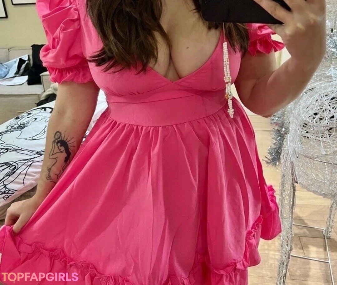 Kirsty Wells model sex img