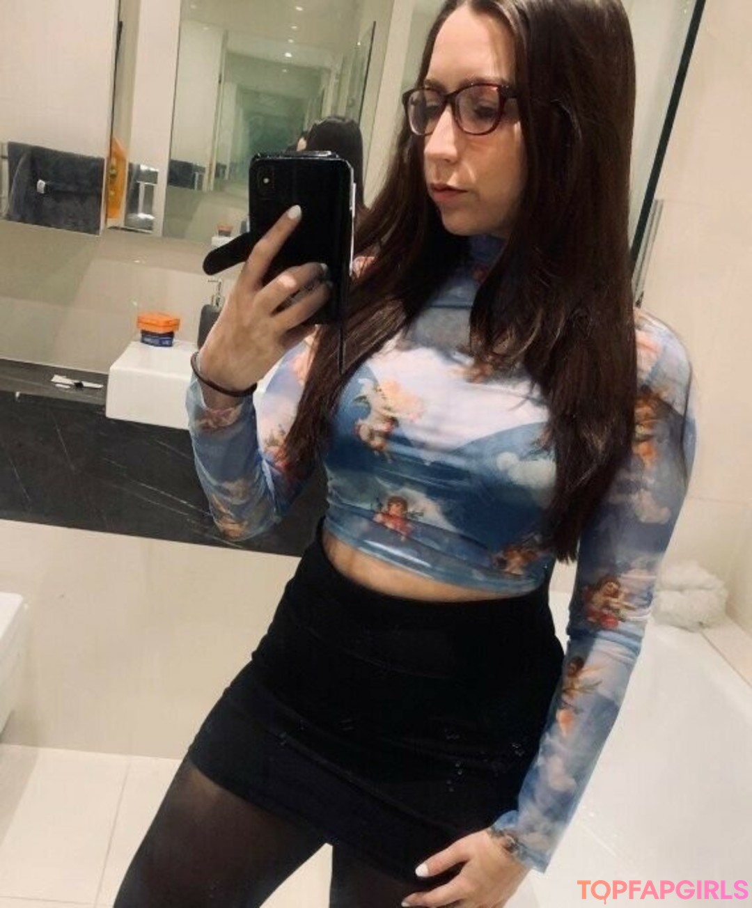 mom son onlyfans erotic image