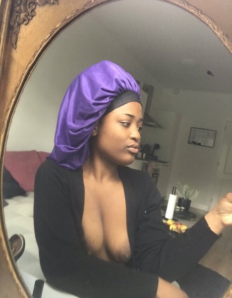 Mellaa Baby pornstar perfect photos