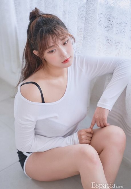 kimgapju model hot img