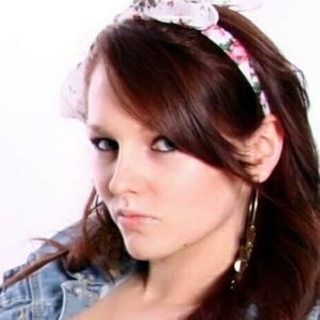 redheadgraciefree nude model photos