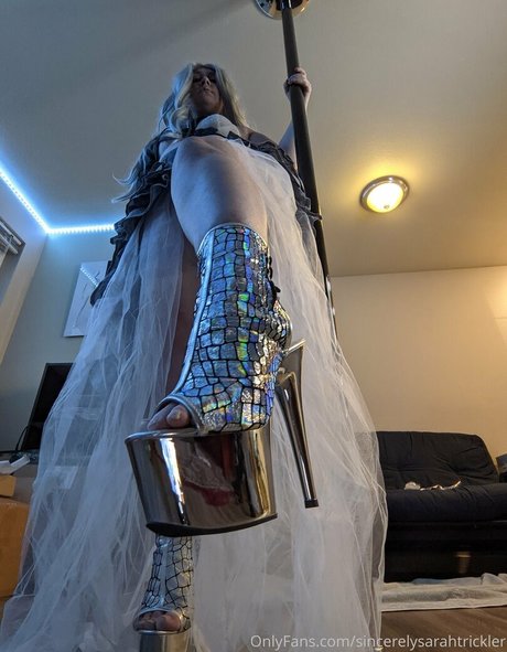 sincerelysarahtrickler nice model image