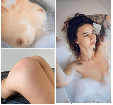 manichx naked pornstar pictures