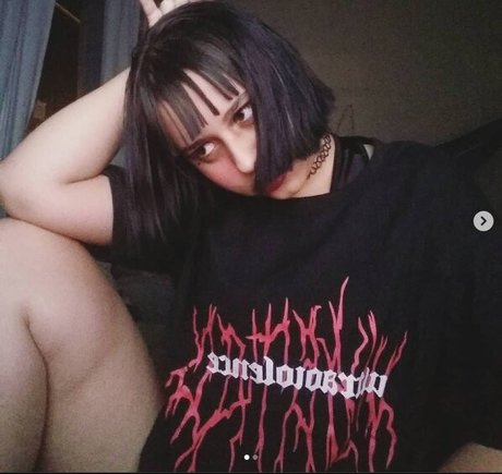 mayhemandbacon hd actress images