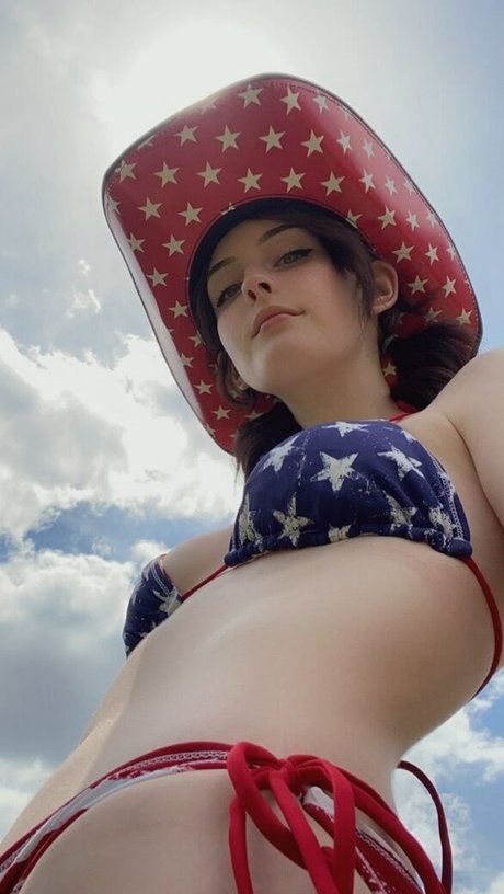 Soggyalien22 model high quality image