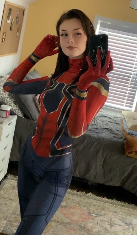 Soggyalien22 star perfect photo