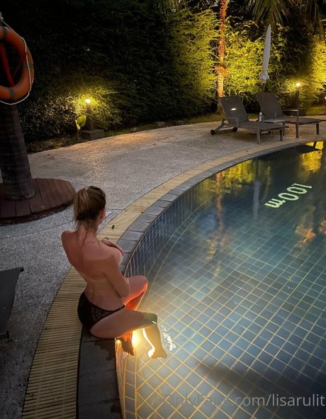 Lisa Rulit perfect model galleries