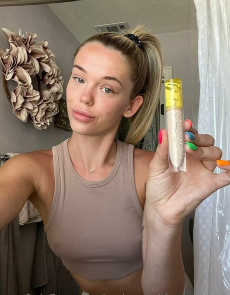 makeupwithmeredithh star best pics