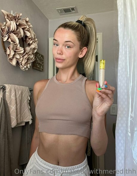 makeupwithmeredithh star top archive