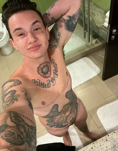 nikkihearts star adult gallery