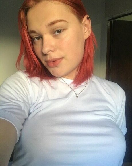 Ofelelia Scheider xxx pornstar pics