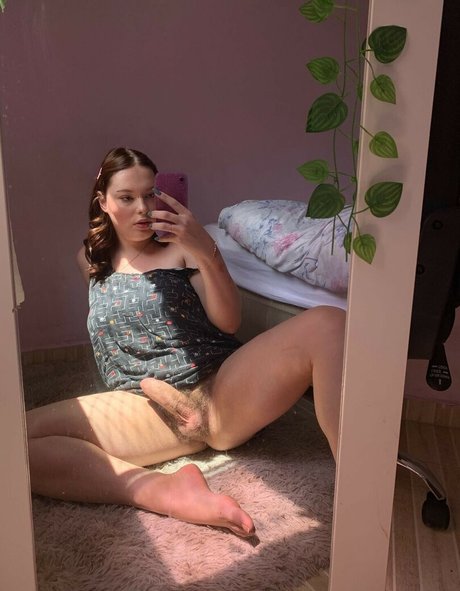 Ofelelia Scheider xxx model archive