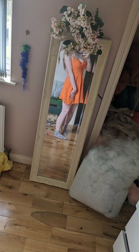 Bat Maisie pornstar beautiful image