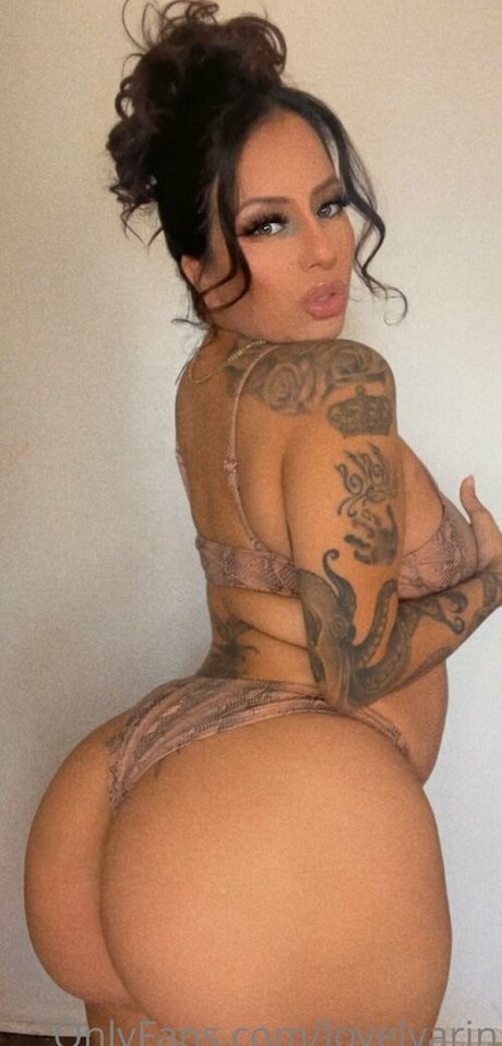 lovelyarin model pretty pic