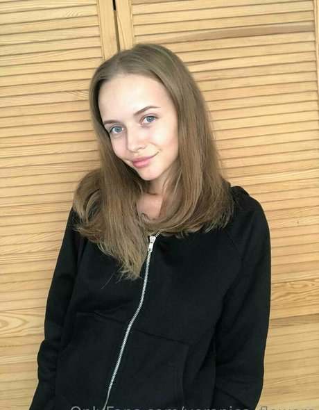 veronica flowers exclusive star archive