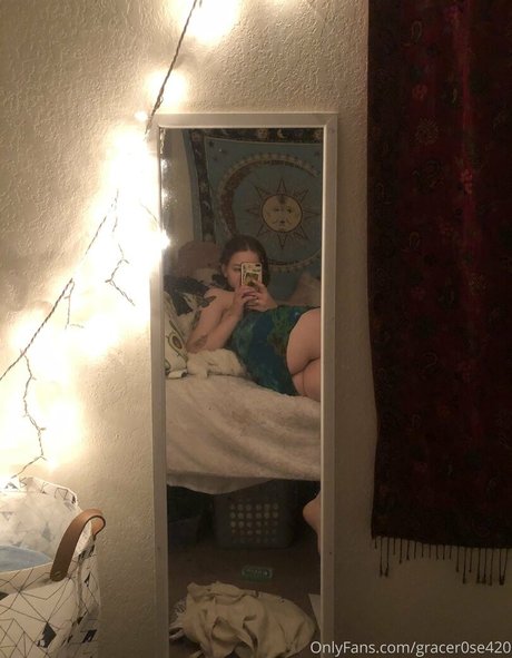 cherryjuic model adult picture