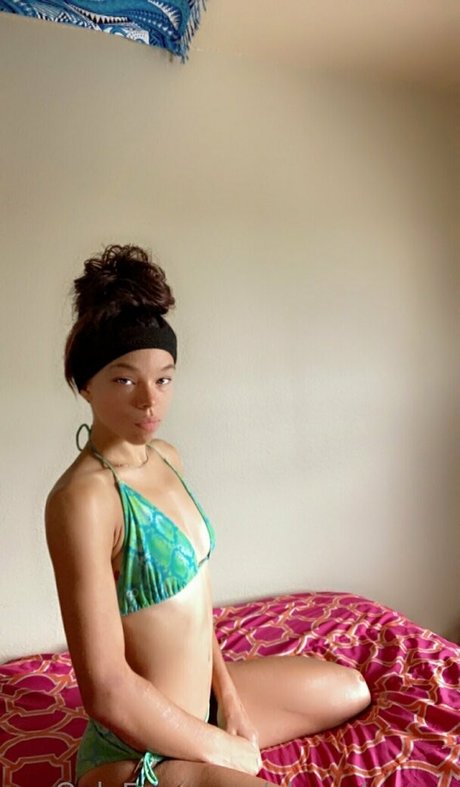 alauralopezz star nude archive