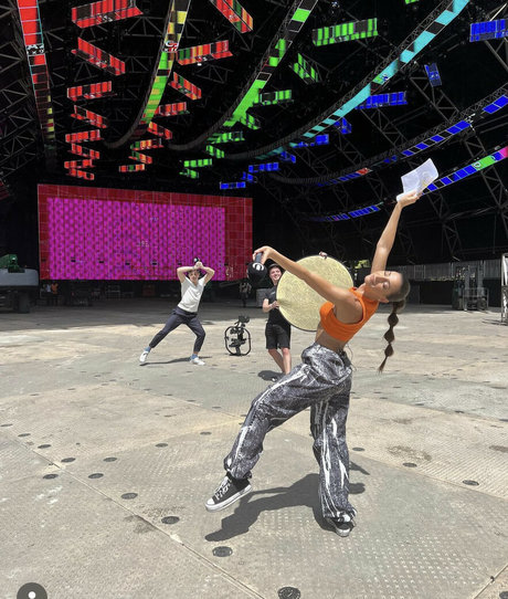 Andrea Helfrich beautiful star image