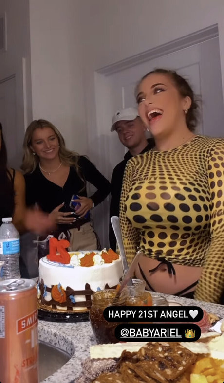 Baby Ariel nudes model galleries