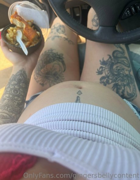 gingersbellycontent pornstar nudes pics