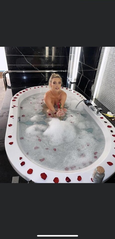 Lele Pons xxx model img