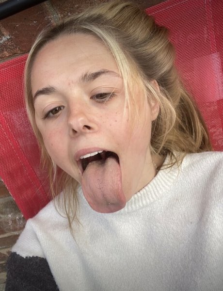 littletreasure44 perfect actress photos