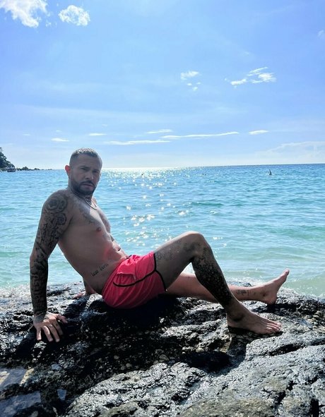 loohoodz sex model pics