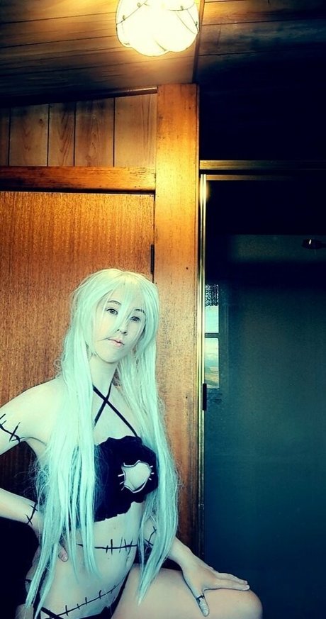 maxxyshy pornstar erotic photo