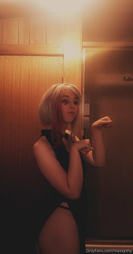 maxxyshy model sex images