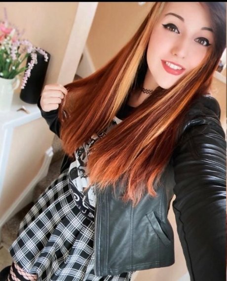 Gamming Bunny pornographic model photos