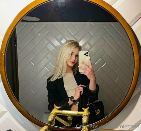 nicolettten pornstar hot pictures