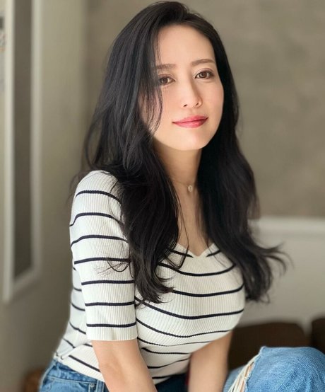 mino 113 porn model picture