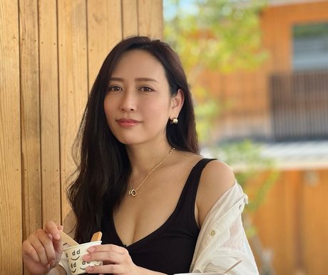 mino 113 nude actress photo