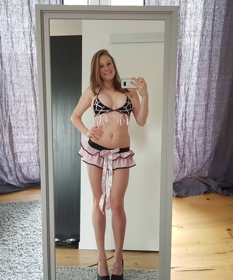 Jojo Kiss beautiful actress picture