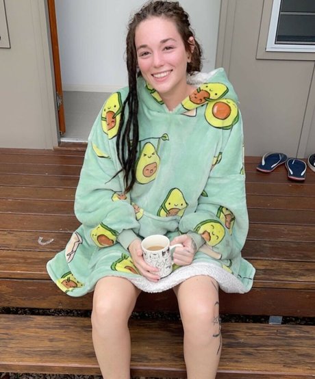 Skye Sharp model nice pictures