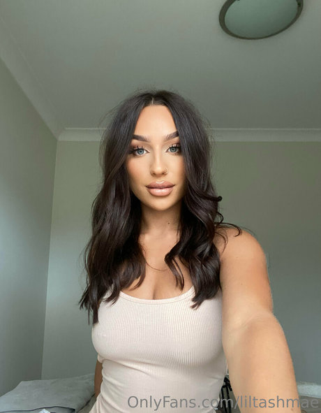 liltashmae pornstar sexy picture