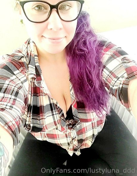 lustyluna ddd erotic model archive